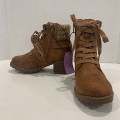 New - Mia Kids Boots