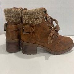 New - Mia Kids Boots